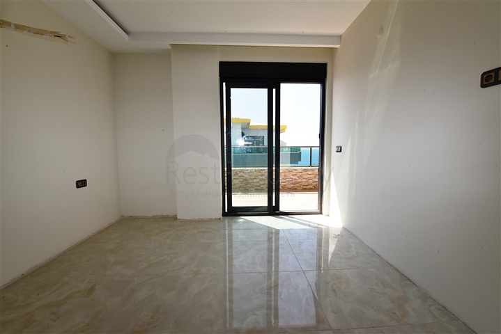 Большой пентхаус с видом на море