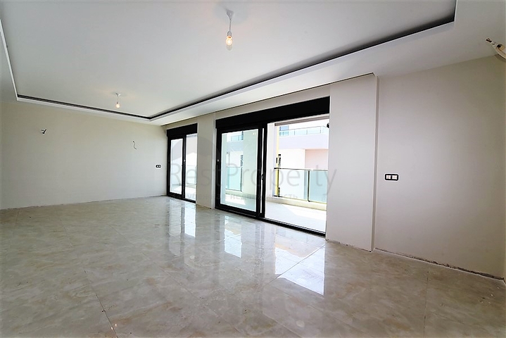 Большой пентхаус с видом на море