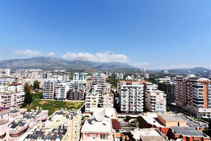 Большой пентхаус с видом на море