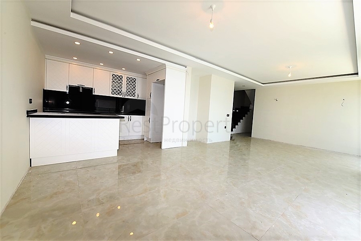 Большой пентхаус с видом на море