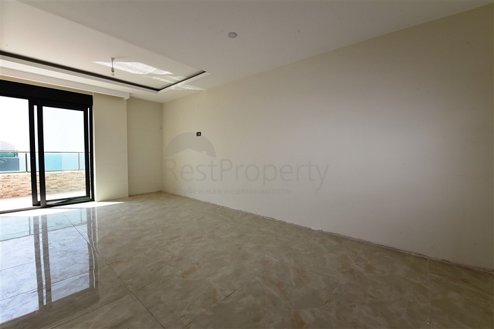 Большой пентхаус с видом на море