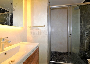 Большой пентхаус с видом на море