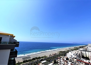 Большой пентхаус с видом на море