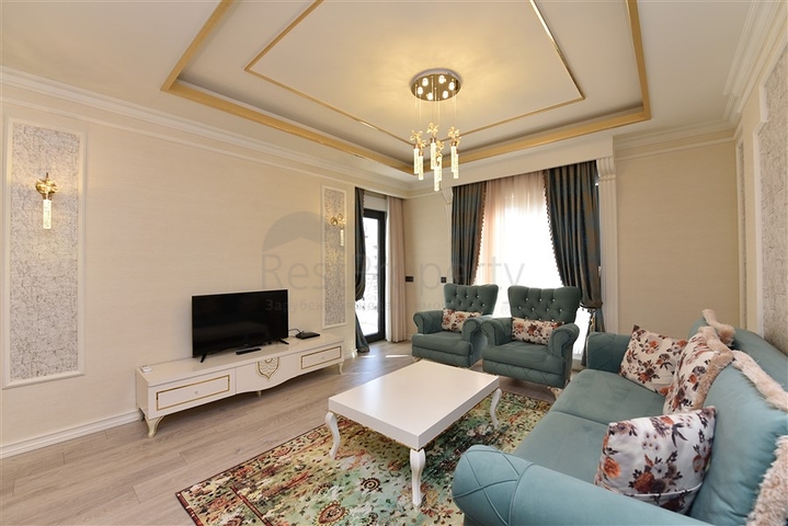 Трехкомнатная квартира в центре Алании