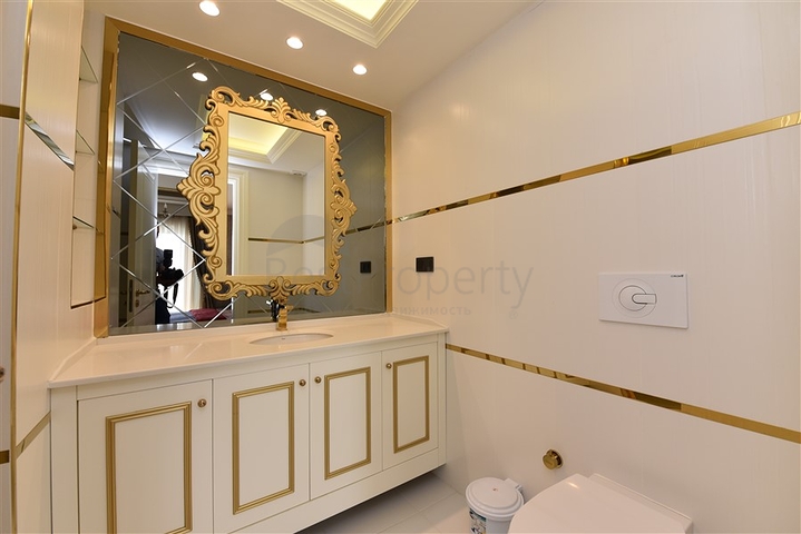 Трехкомнатная квартира в центре Алании