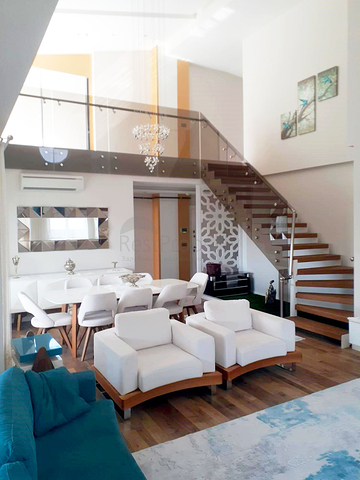 Просторный пентхаус 4+1 в Унжалы Коньяалты