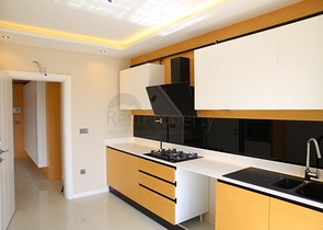 Просторный пентхаус 4+1 в Унжалы Коньяалты