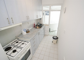 Квартира 1+1 с мебелью в 5 минутах от моря в Анталии