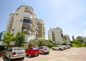 Квартира 1+1 с мебелью в 5 минутах от моря в Анталии