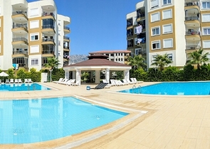 Квартира 1+1 с мебелью в 5 минутах от моря в Анталии