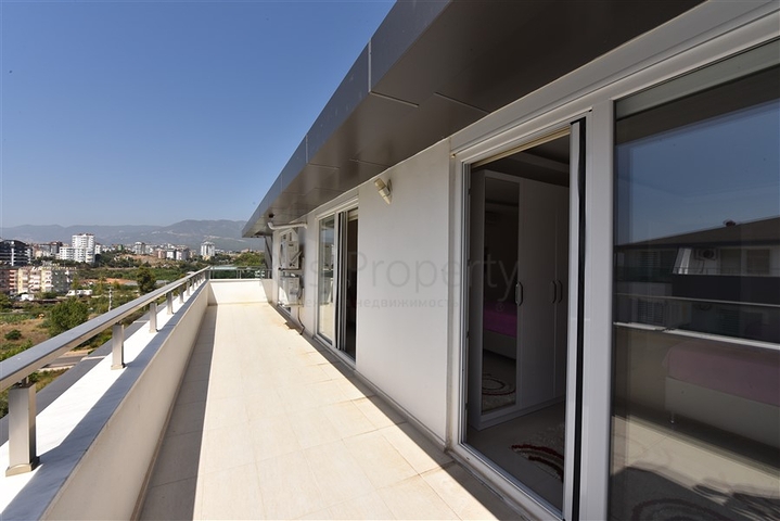 Меблированный пентхаус 3+1