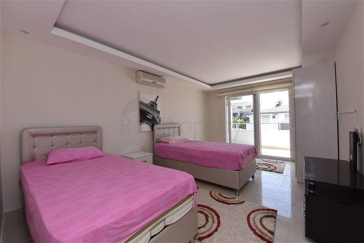 Меблированный пентхаус 3+1