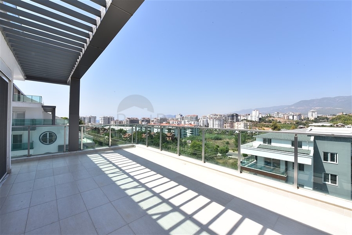 Меблированный пентхаус 3+1