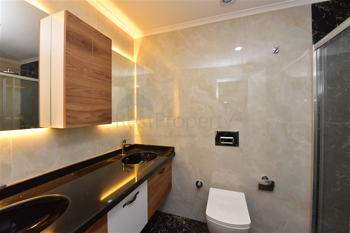 Просторный пентхаус на первой береговой линии 