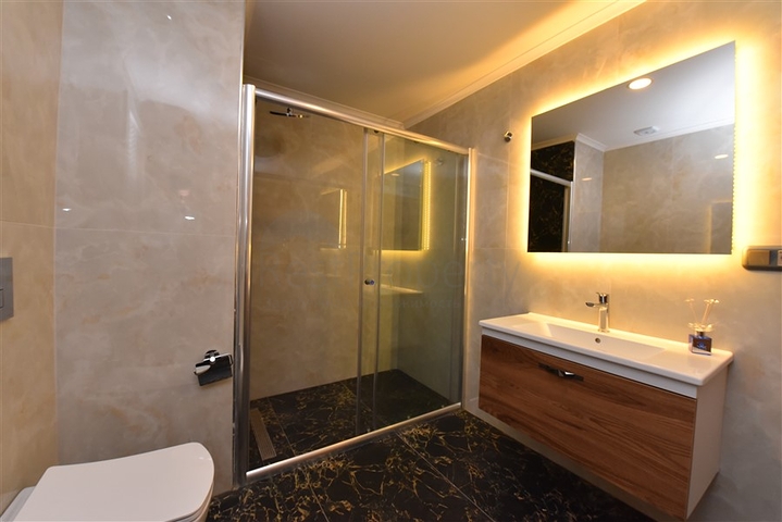 Просторный пентхаус на первой береговой линии 