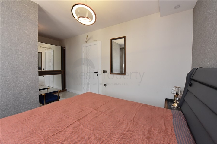 Просторный пентхаус на первой береговой линии 