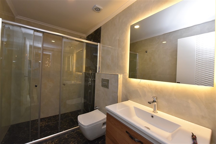 Просторный пентхаус на первой береговой линии 