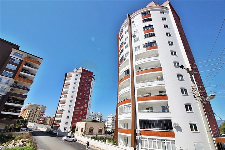 Двухкомнатная  квартира в русскоязычном районе Махмутлар