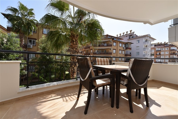 Двухкомнатная квартира 1+1 в центре района Оба рядом с городской инфраструктурой