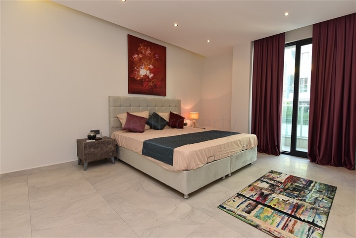 Квартира 2+1 на первой береговой линии в Каргыджаке