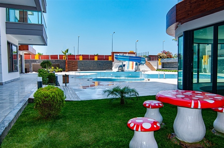 Пентхаус с видом на лазурное  море