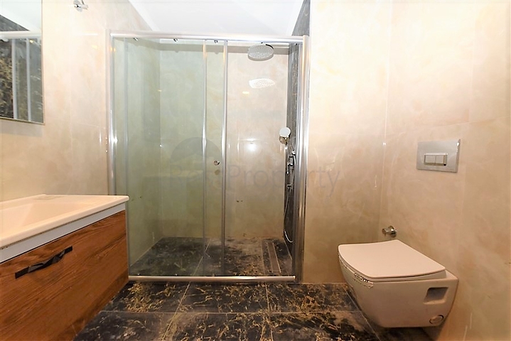 Пентхаус с видом на лазурное  море