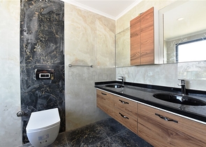 Пентхаус с видом на лазурное  море