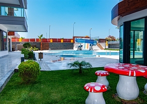 Пентхаус с видом на лазурное  море