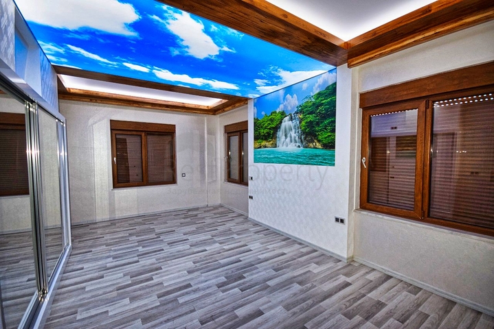 Вилла 4+1 в Нибелире Дошемеальты Анталья