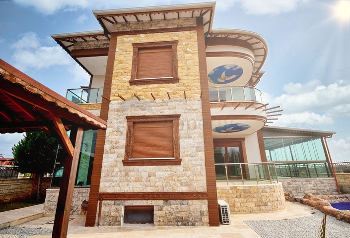 Вилла 4+1 в Нибелире Дошемеальты Анталья