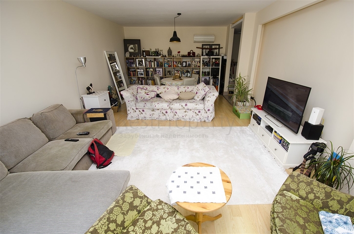 Просторная квартира 3+1 с видом на море в Коньялты