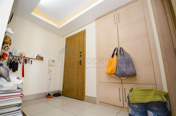 Просторная квартира 3+1 с видом на море в Коньялты