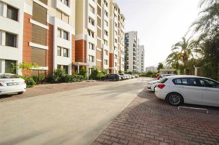 Просторная квартира 3+1 с видом на море в Коньялты