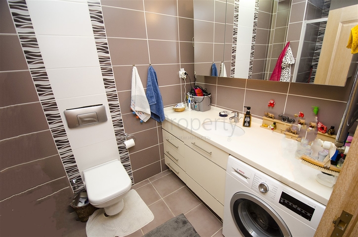 Просторная квартира 3+1 с видом на море в Коньялты