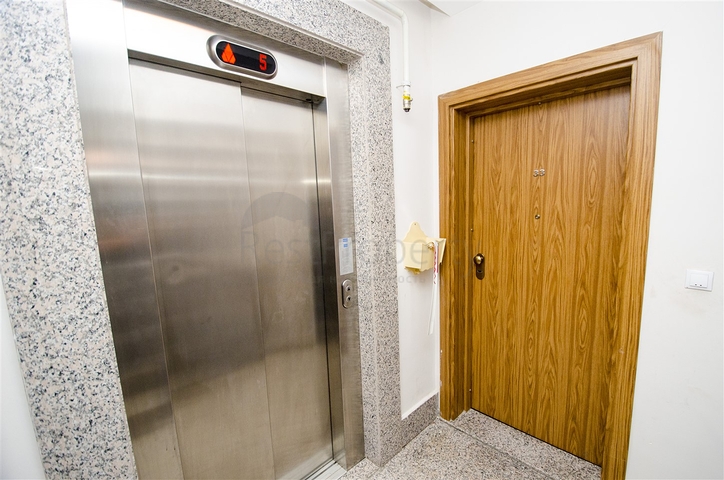 Просторная квартира 3+1 с видом на море в Коньялты