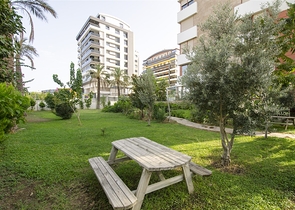 Просторная квартира 3+1 с видом на море в Коньялты