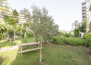 Просторная квартира 3+1 с видом на море в Коньялты