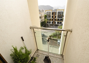 Просторная квартира 3+1 с видом на море в Коньялты