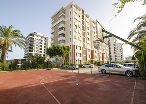 Просторная квартира 3+1 с видом на море в Коньялты