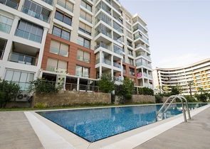 Просторная квартира 3+1 с видом на море в Коньялты