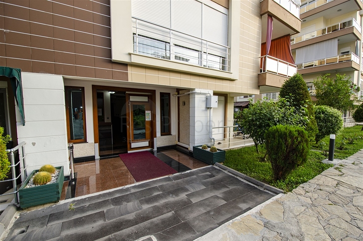 Квартира 3+1 с мебелью в комплексе в 5 минутах от моря