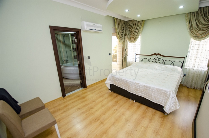 Квартира 3+1 с мебелью в комплексе в 5 минутах от моря