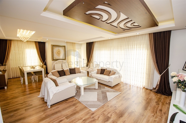 Квартира 3+1 с мебелью в комплексе в 5 минутах от моря