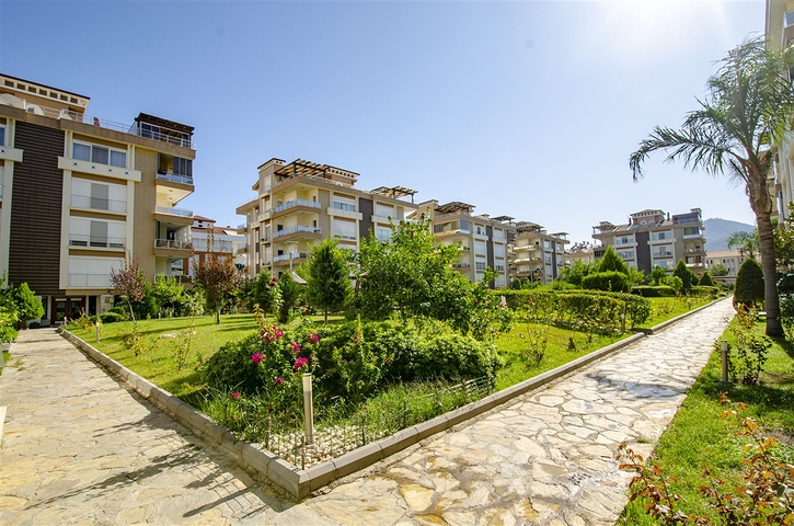 Квартира 3+1 с мебелью в комплексе в 5 минутах от моря