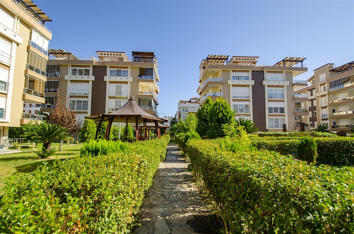 Квартира 3+1 с мебелью в комплексе в 5 минутах от моря