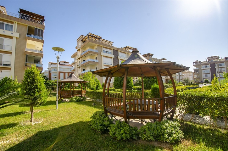 Квартира 3+1 с мебелью в комплексе в 5 минутах от моря