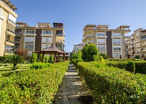 Квартира 3+1 с мебелью в комплексе в 5 минутах от моря