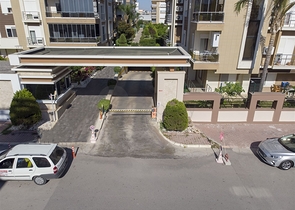 Квартира 3+1 с мебелью в комплексе в 5 минутах от моря