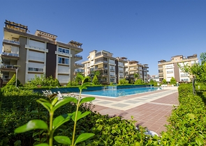 Квартира 3+1 с мебелью в комплексе в 5 минутах от моря