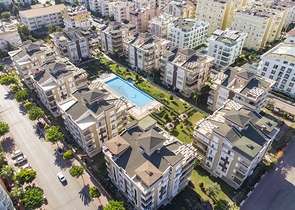 Квартира 3+1 с мебелью в комплексе в 5 минутах от моря